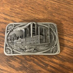 Vintage Siskiyou pewter steamboat, river boat belt buckle